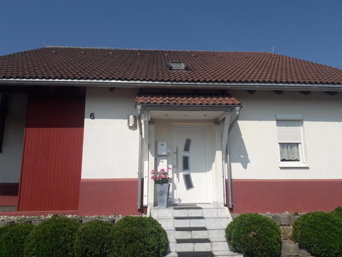 Ferienwohnung Lottstetten מראה חיצוני תמונה